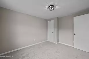 517 W 7th St, Washington, NC 27889 - Photo 18