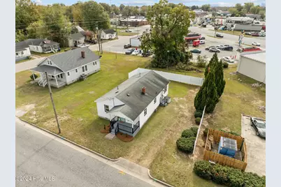 517 W 7th Street, Washington, NC 27889 - Photo 34