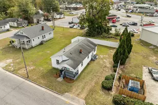 517 W 7th St, Washington, NC 27889 - Photo 34