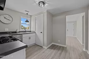 517 W 7th St, Washington, NC 27889 - Photo 12