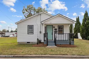 517 W 7th St, Washington, NC 27889 - Photo 2