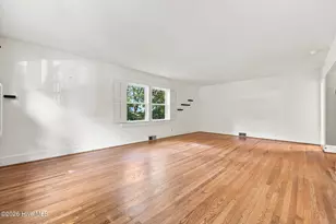 2503 E 5th St, Greenville, NC 27858 - Photo 8