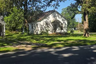 107 N Broad St, Roseboro, NC 28382 - Photo 28