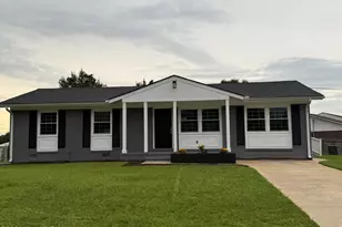 105 Yorkshire Dr, Jacksonville, NC 28546 - Photo 1