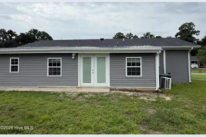 105 Yorkshire Drive, Jacksonville, NC 28546 - Photo 32