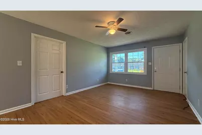 105 Yorkshire Drive, Jacksonville, NC 28546 - Photo 12
