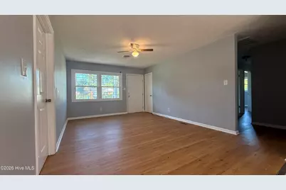 105 Yorkshire Drive, Jacksonville, NC 28546 - Photo 10