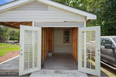 208 E Boundary Street, La Grange, NC 28551 - Photo 12
