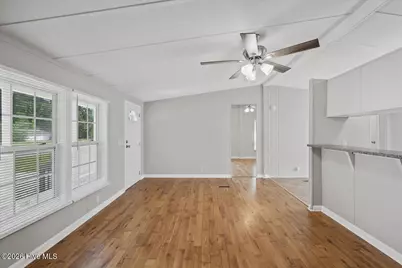 208 E Boundary Street, La Grange, NC 28551 - Photo 14