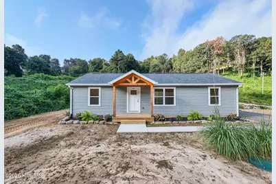 27 Betty Sue Deyton Road, Robbinsville, NC 28771 - Photo 2