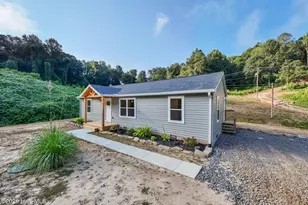 27 Betty Sue Deyton Rd, Robbinsville, NC 28771 - Photo 6