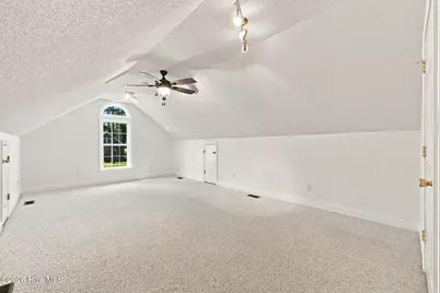 2119 Royal Pines Drive, New Bern, NC 28560 - Photo 20