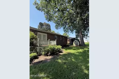 704 W 3rd Street, Washington, NC 27889 - Photo 12