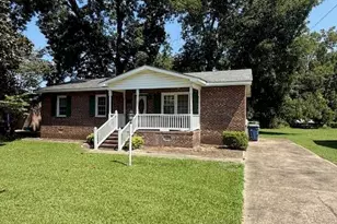 704 W 3rd St, Washington, NC 27889 - Photo 14