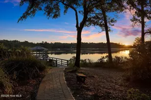 7115 E Creeks Edge Dr, Wilmington, NC 28409 - Photo 2