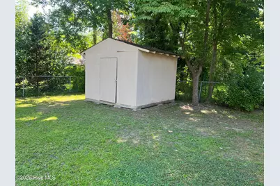 1108 Preyer Avenue, Elizabeth City, NC 27909 - Photo 10