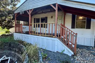 103 E Church St, Conetoe, NC 27819 - Photo 2