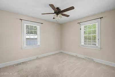 506 Hawthorne Street, Hamlet, NC 28345 - Photo 20
