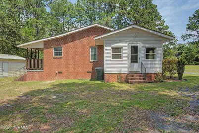 506 Hawthorne Street, Hamlet, NC 28345 - Photo 6