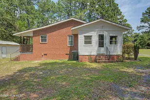 506 Hawthorne St, Hamlet, NC 28345 - Photo 6