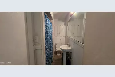 2001 Forest Hill Drive, Greenville, NC 27858 - Photo 26
