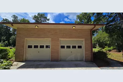 2001 Forest Hill Drive, Greenville, NC 27858 - Photo 50