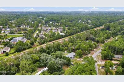 198 Redwood Road, Southport, NC 28461 - Photo 10