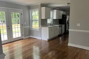 2304 Woodridge Dr, Winterville, NC 28590 - Photo 2