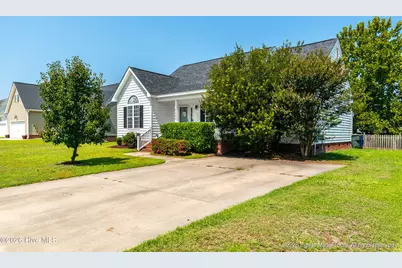 2020 Charterhouse Lane, Winterville, NC 28590 - Photo 8
