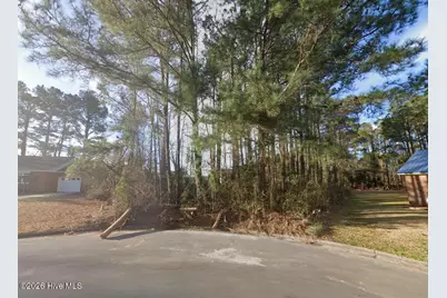 305 Fairfield Court, Jacksonville, NC 28540 - Photo 2