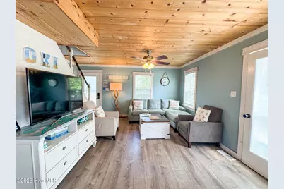 135 NE 34th Street, Oak Island, NC 28465 - Photo 6