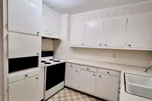 1303 E 1st St, Greenville, NC 27858 - Photo 12