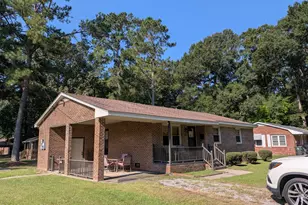 216 E Troy Street E, Ahoskie, NC 27910 - Photo 2