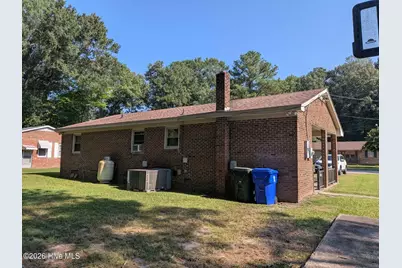 216 E Troy Street E, Ahoskie, NC 27910 - Photo 32