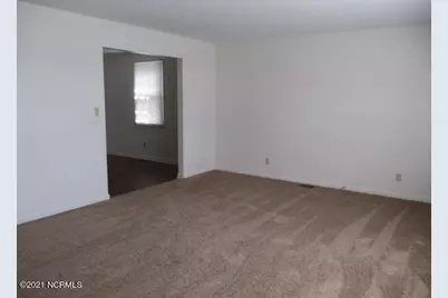 112 Ramona Avenue, Jacksonville, NC 28540 - Photo 2
