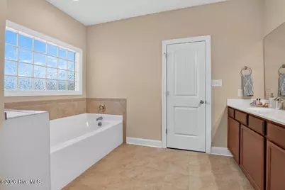 1000 Kingfish Way, New Bern, NC 28562 - Photo 14