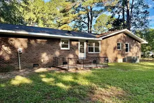 503 Covington Dr, Kinston, NC 28501 - Photo 2