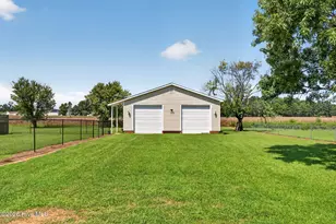 113 Crosswinds Dr, Selma, NC 27576 - Photo 2