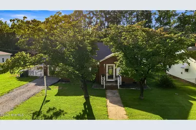 4048 Pitt Street, Ayden, NC 28513 - Photo 6