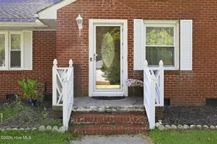 4048 Pitt St, Ayden, NC 28513 - Photo 4