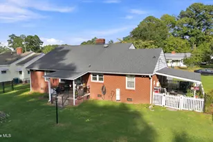 4048 Pitt St, Ayden, NC 28513 - Photo 8