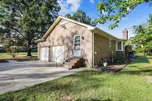 7254 Springfield School Rd, Lucama, NC 27851 - Photo 8