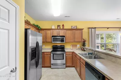 4102 Pinehurst Circle #Apt 1i, Little River, SC 29566 - Photo 6