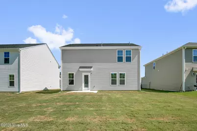 17 W Emily Gardens Drive, Selma, NC 27576 - Photo 2