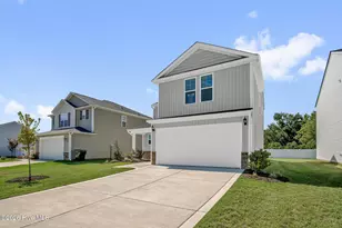 17 W Emily Gardens Dr, Selma, NC 27576 - Photo 4