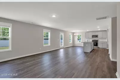 25 W Emily Gardens Drive, Selma, NC 27576 - Photo 8