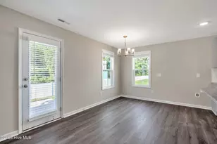 73 W Emily Gardens Dr, Selma, NC 27576 - Photo 6