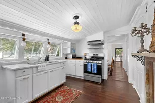 104 N 10th St, Morehead City, NC 28557 - Photo 32