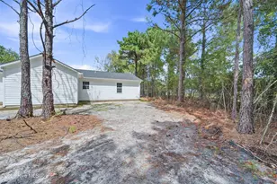 406 Foxtrace Ln, Hubert, NC 28539 - Photo 22