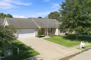 2928 Judge Manly Dr, New Bern, NC 28562 - Photo 2
